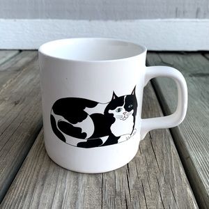 Vintage Black & White Cat Mug